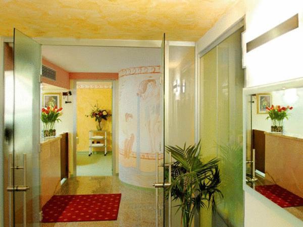 Hotel Ferrari Salsomaggiore Terme Exteriör bild
