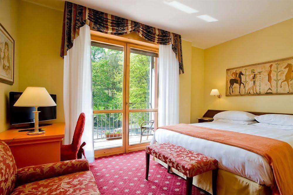 Hotel Ferrari Salsomaggiore Terme Exteriör bild
