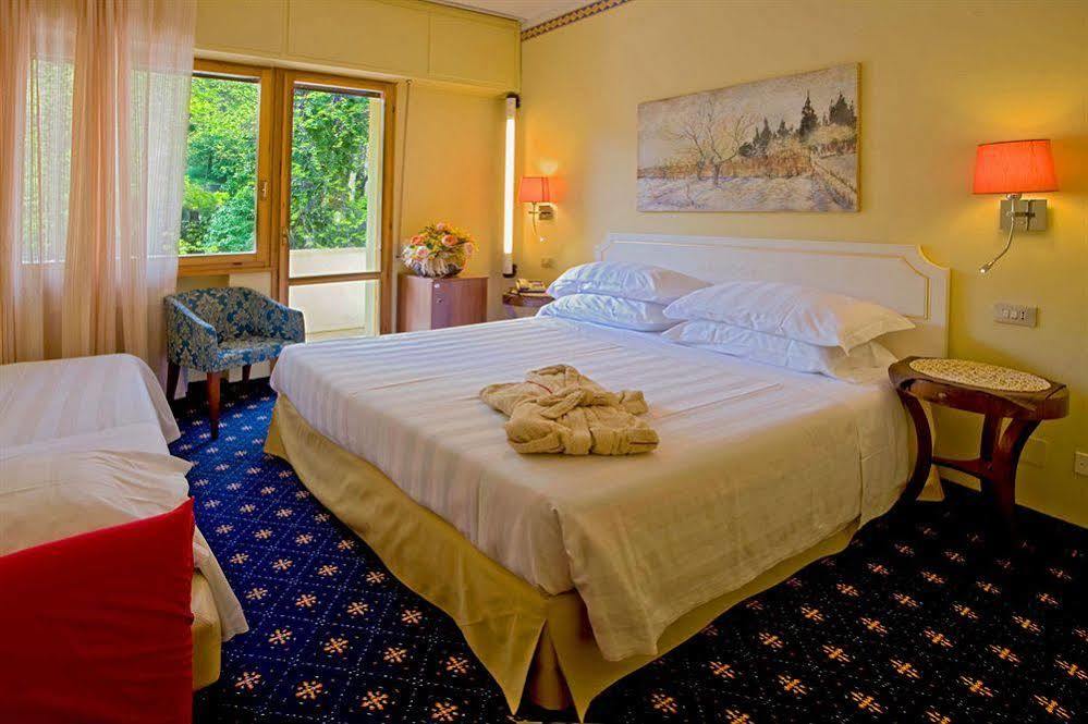 Hotel Ferrari Salsomaggiore Terme Exteriör bild