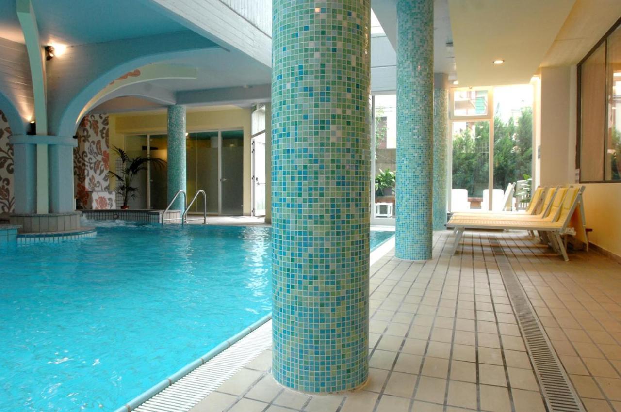 Hotel Ferrari Salsomaggiore Terme Exteriör bild